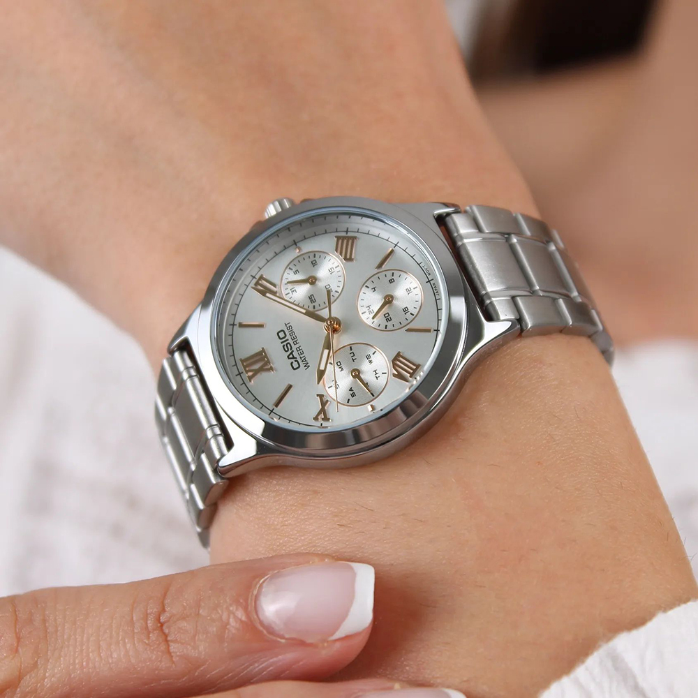 Timezone Oman – Luxury Watches, Swiss Timepieces & Smartwatches CASIO LTPV300D-7A2 LADIES WATCH - Image 3