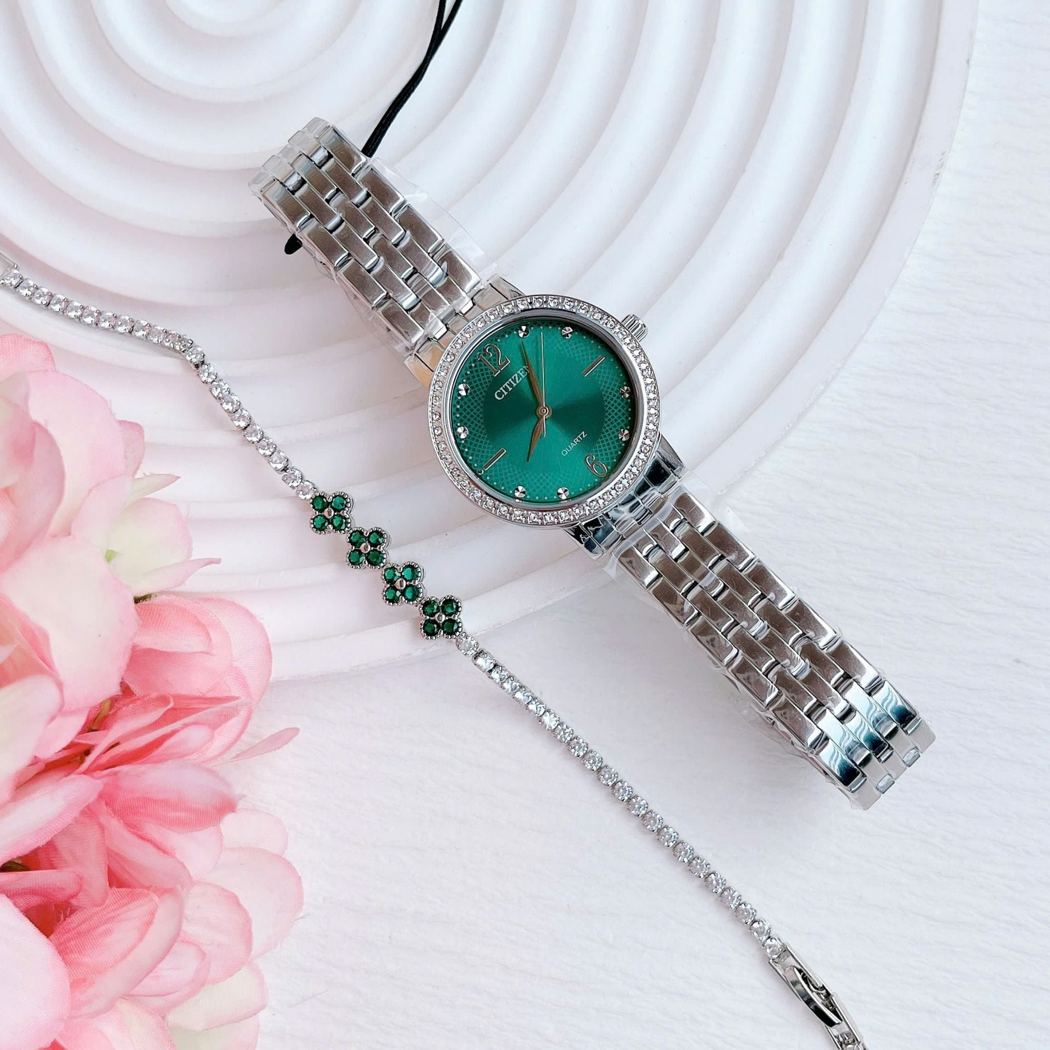 Timezone Oman – Luxury Watches, Swiss Timepieces & Smartwatches CITIZEN EL310055Z - Image 2