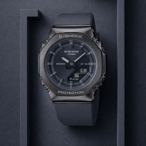 Timezone Oman – Luxury Watches, Swiss Timepieces & Smartwatches Swiss luxury watch with stainless steel band