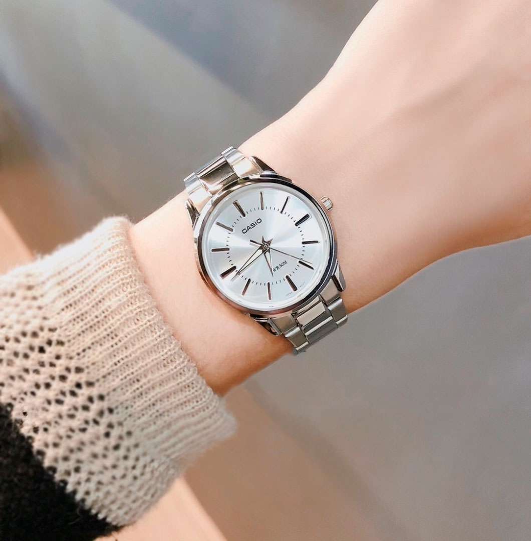 Timezone Oman – Luxury Watches, Swiss Timepieces & Smartwatches CASIO LTP1303D-7A - Image 4
