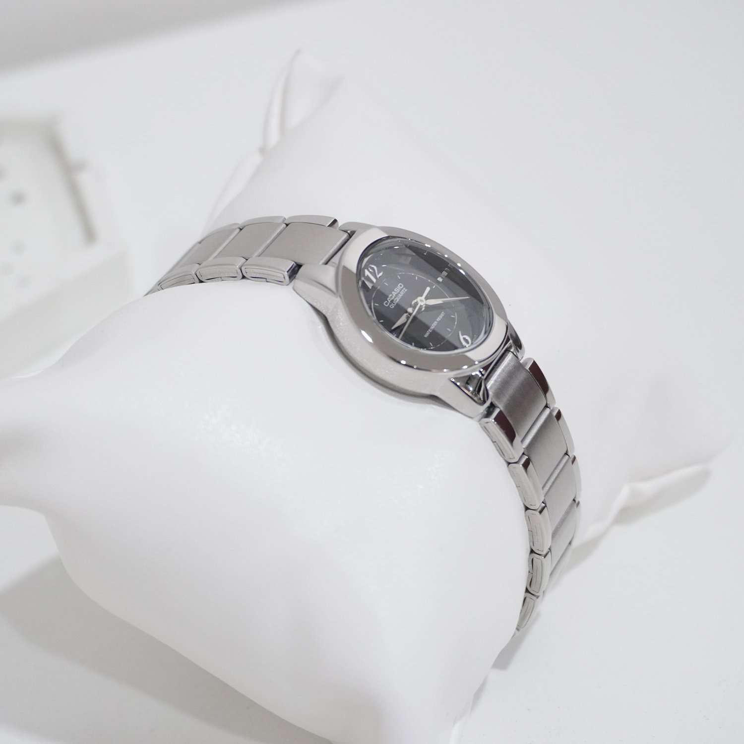 Timezone Oman – Luxury Watches, Swiss Timepieces & Smartwatches CASIO LTP1230D-1C - Image 2