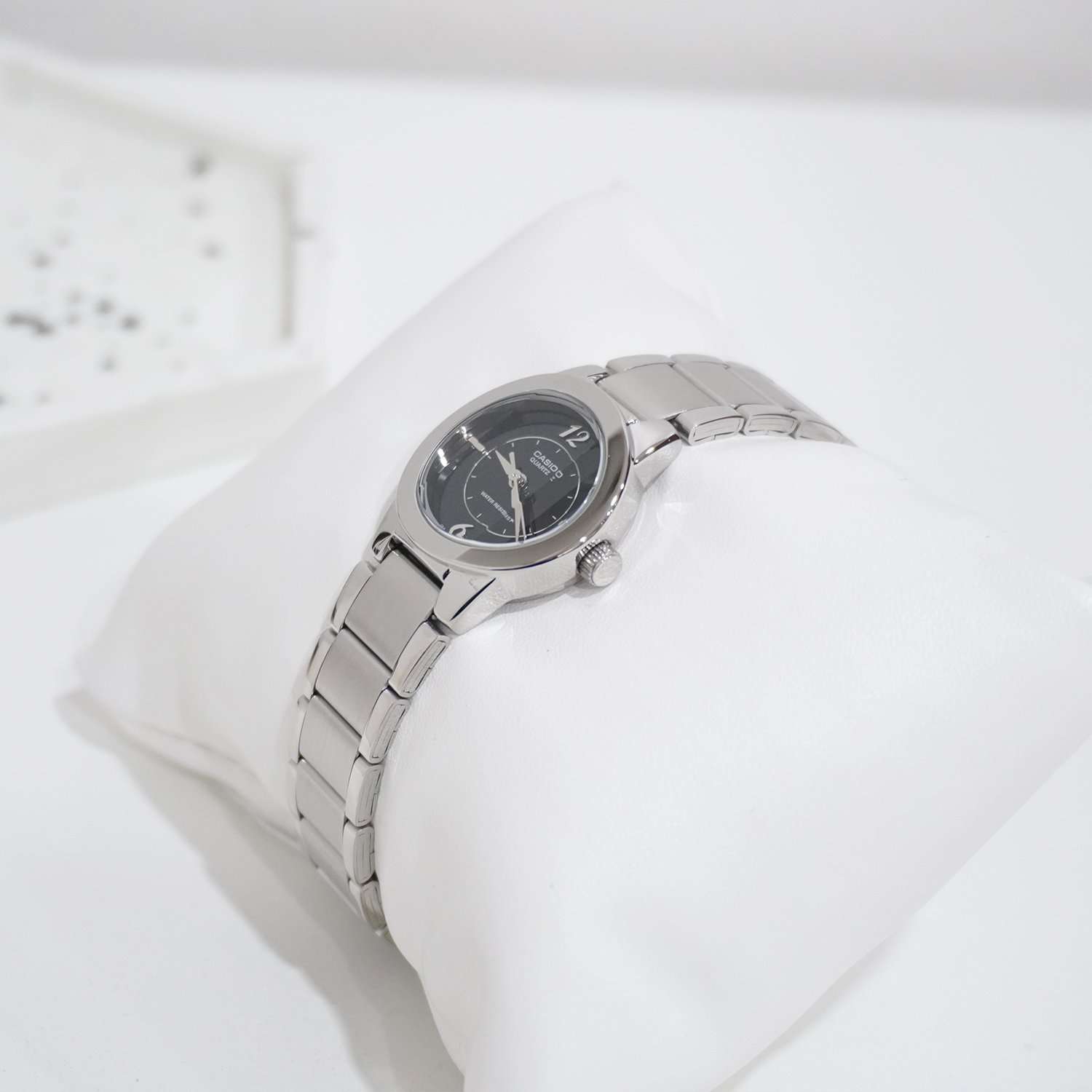 Timezone Oman – Luxury Watches, Swiss Timepieces & Smartwatches CASIO LTP1230D-1C - Image 4