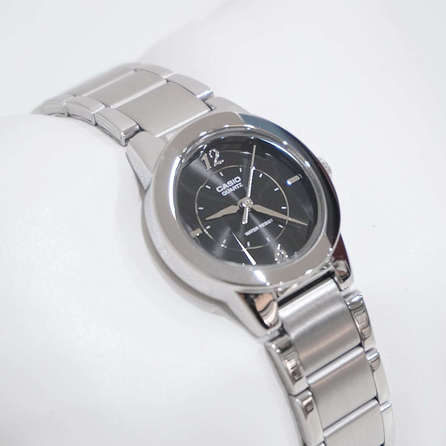 Timezone Oman – Luxury Watches, Swiss Timepieces & Smartwatches CASIO LTP1230D-1C - Image 3