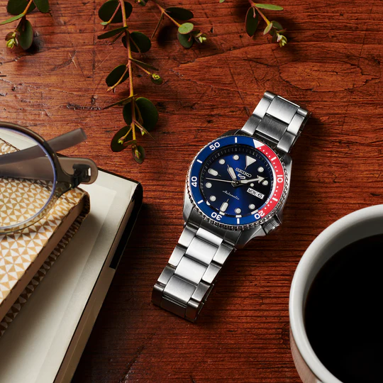 Timezone Oman – Luxury Watches, Swiss Timepieces & Smartwatches SEIKO-5 SRPD53K1 - Image 3