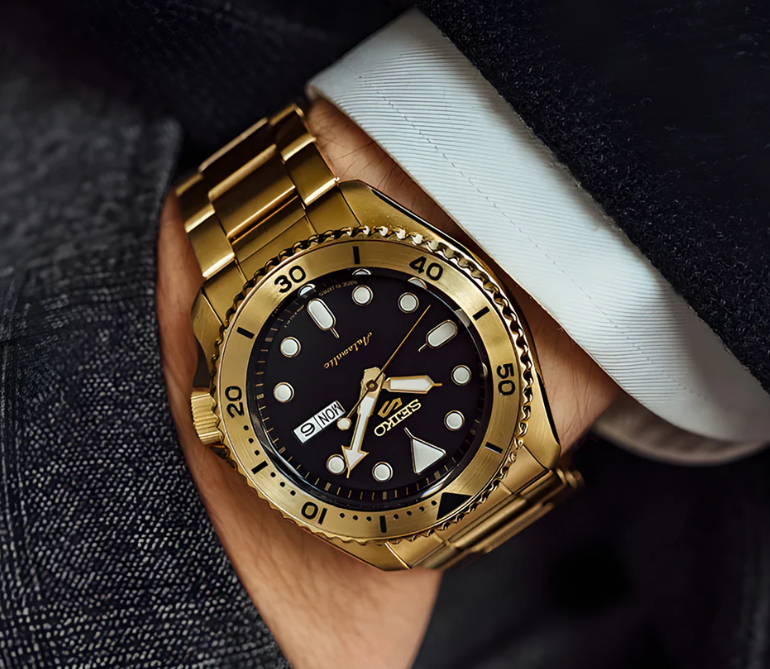 Timezone Oman – Luxury Watches, Swiss Timepieces & Smartwatches SEIKO-5 SRPK18 - Image 3