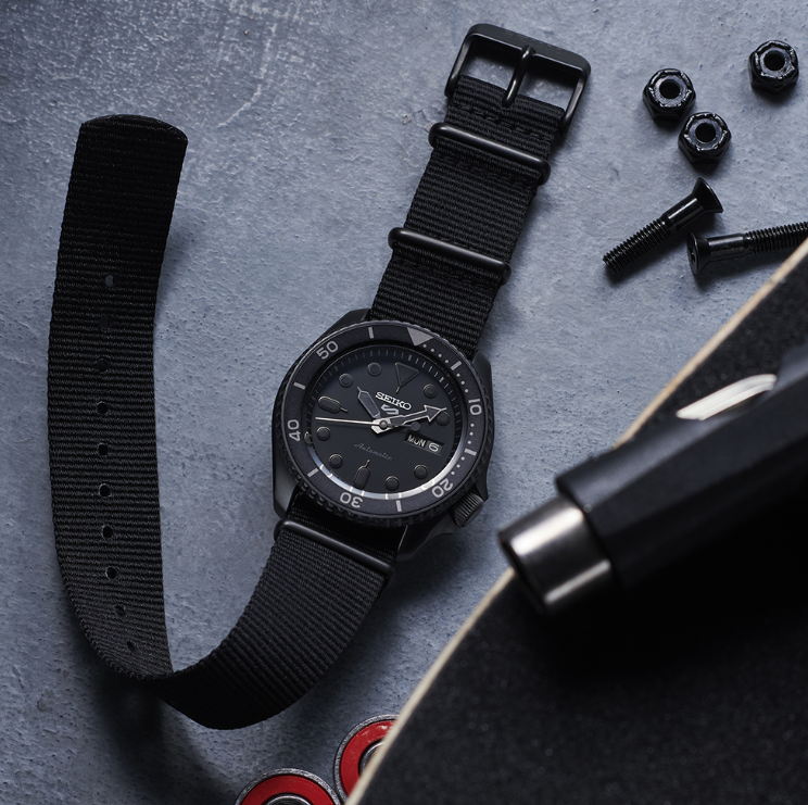 Timezone Oman – Luxury Watches, Swiss Timepieces & Smartwatches SEIKO-5 SRPD79K1 - Image 2