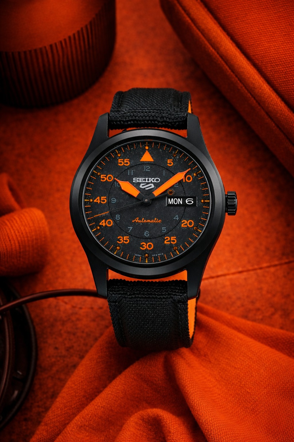 Timezone Oman β Luxury Watches, Swiss Timepieces & Smartwatches SEIKO-5 SRPH33K1