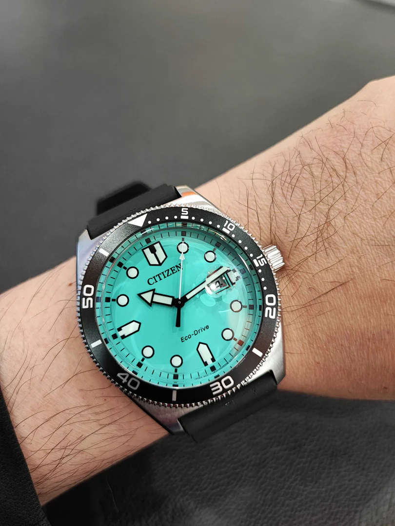 Timezone Oman – Luxury Watches, Swiss Timepieces & Smartwatches CITIZEN AW1760-14X - Image 3