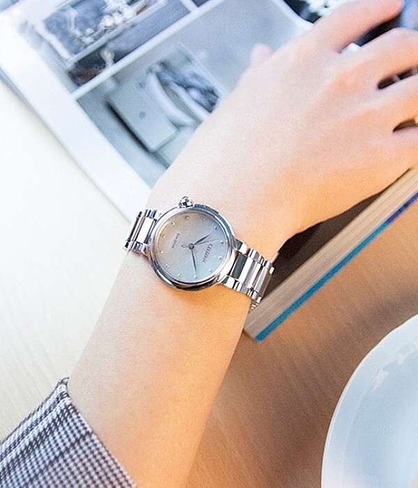 Timezone Oman – Luxury Watches, Swiss Timepieces & Smartwatches CITIZEN EM0910-80D - Image 2