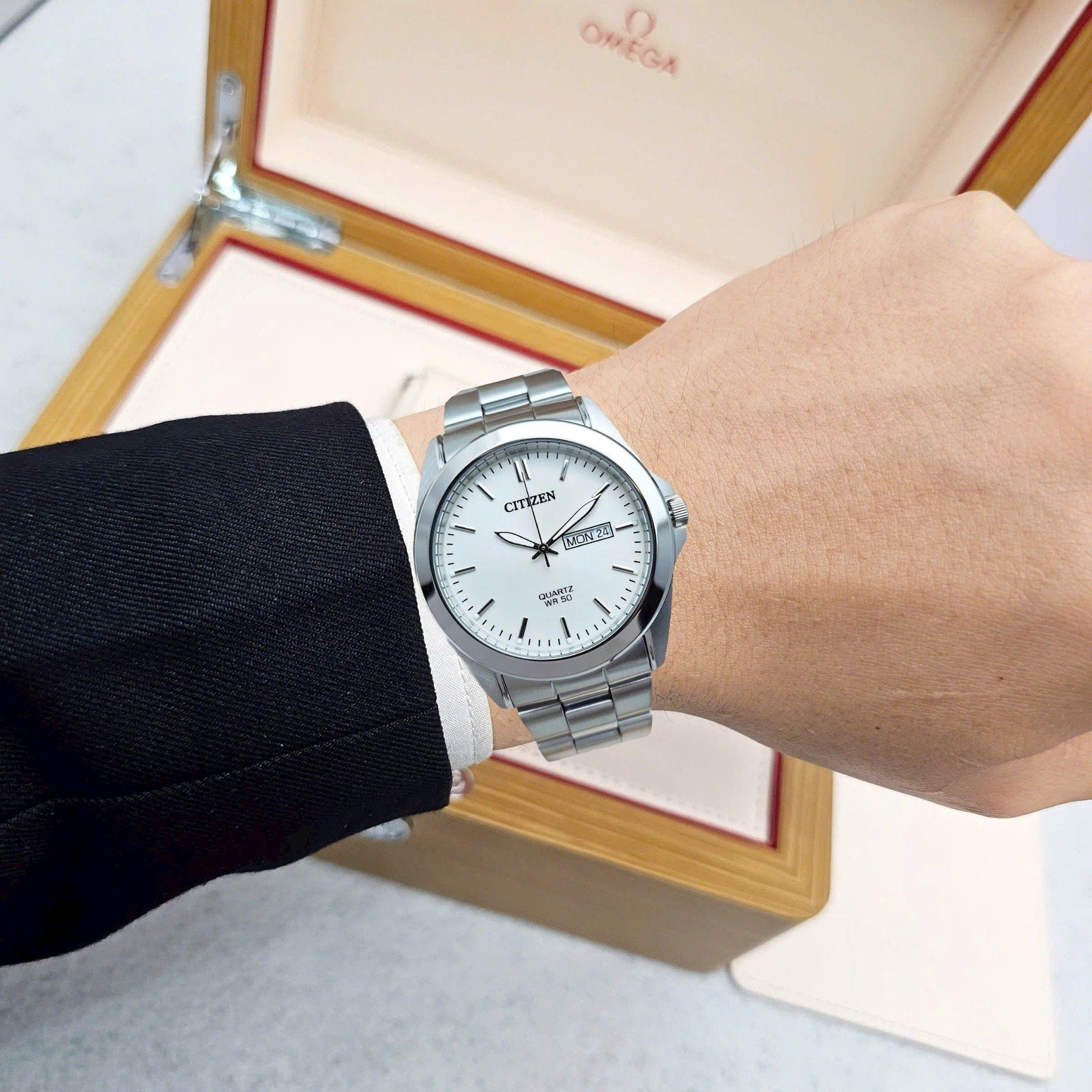 Timezone Oman – Luxury Watches, Swiss Timepieces & Smartwatches CITIZEN BF0581-54A - Image 4
