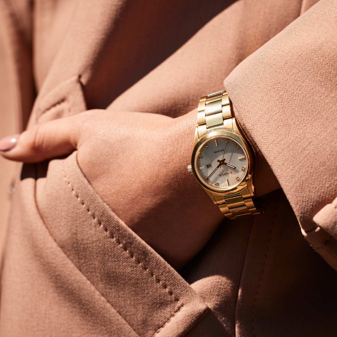 Timezone Oman – Luxury Watches, Swiss Timepieces & Smartwatches CITIZEN EW2702-59D - Image 4
