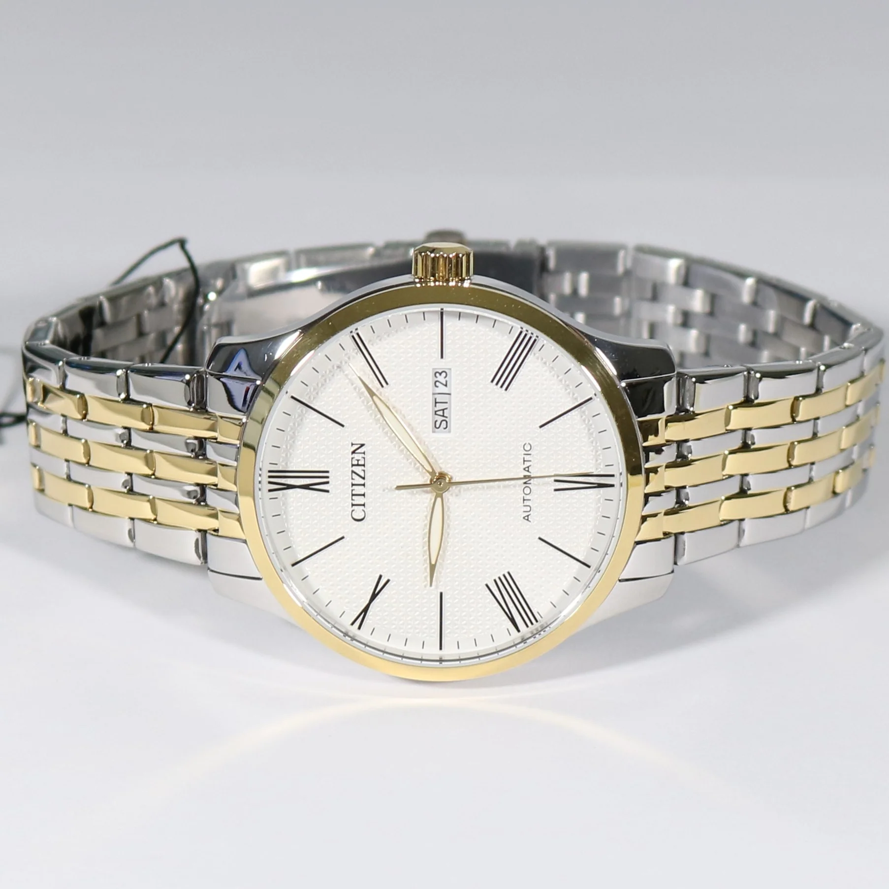 Timezone Oman – Luxury Watches, Swiss Timepieces & Smartwatches CITIZEN NH8354-58A - Image 2