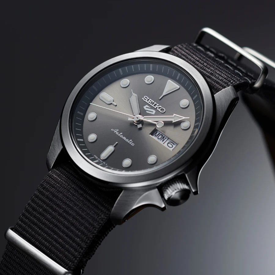 Timezone Oman – Luxury Watches, Swiss Timepieces & Smartwatches SEIKO-5 SRPE61K1 - Image 2