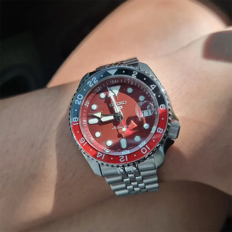 Timezone Oman – Luxury Watches, Swiss Timepieces & Smartwatches SEIKO-5 SSK031K1 - Image 3
