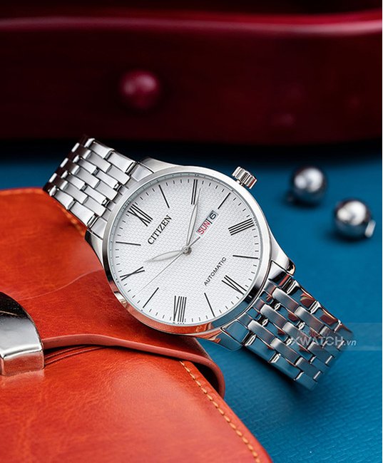 Timezone Oman – Luxury Watches, Swiss Timepieces & Smartwatches CITIZEN NH8350-59A - Image 5