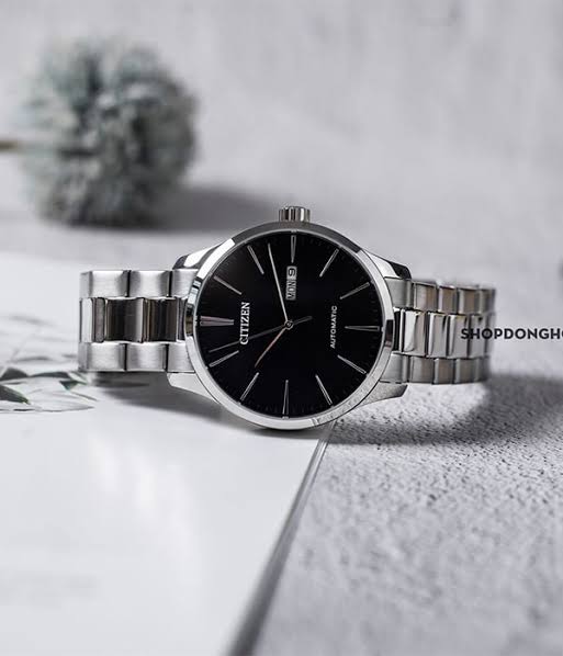 Timezone Oman – Luxury Watches, Swiss Timepieces & Smartwatches CITIZEN NH8350-83E - Image 3