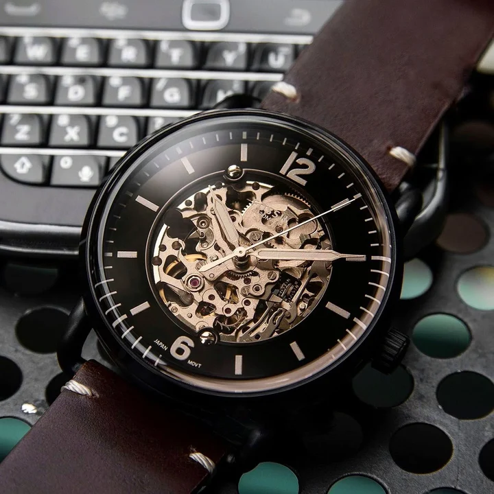 Timezone Oman – Luxury Watches, Swiss Timepieces & Smartwatches FOSSIL ME3158 - Image 2