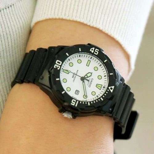 CASIO YOUTH LRW200H-7E1 - Image 5
