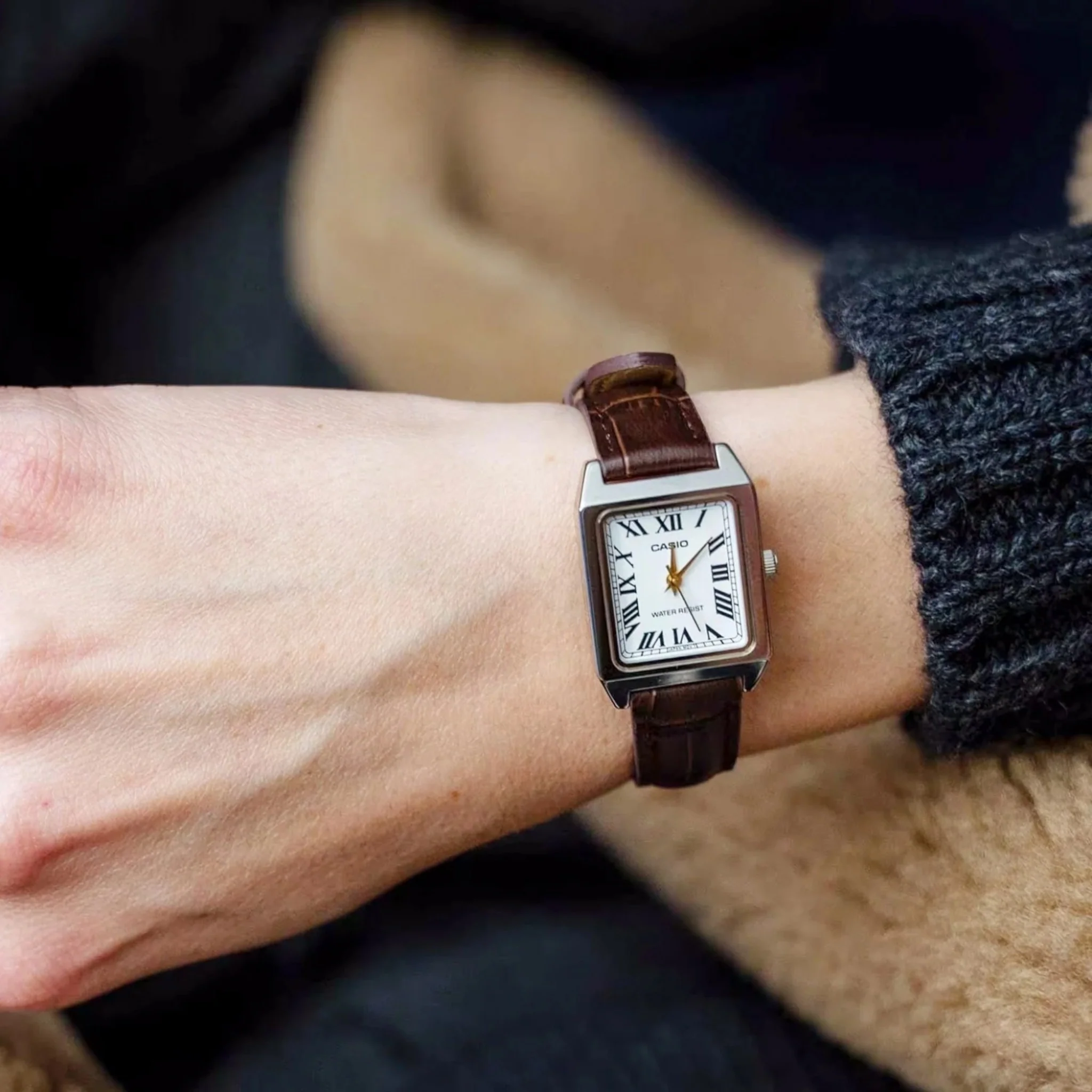 CASIO LTPV007L-7B2 LADIES WATCH - Image 4