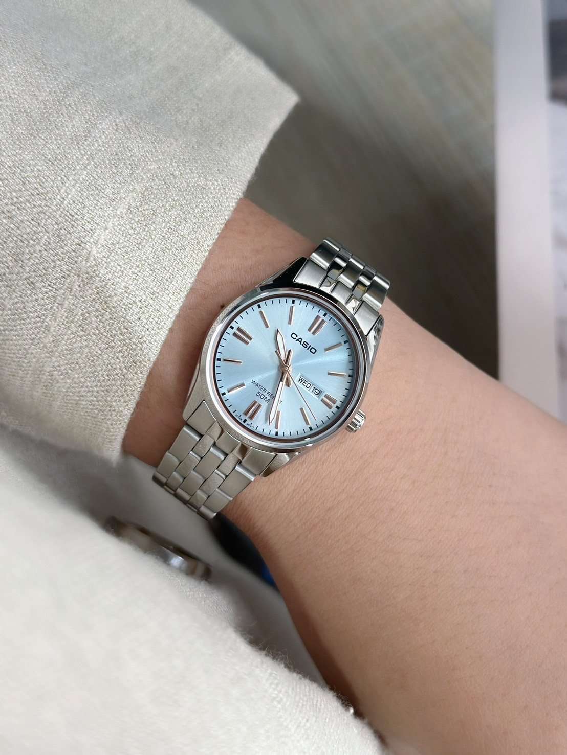 CASIO LTP1335D-2A SKYBLUE DIAL - Image 2