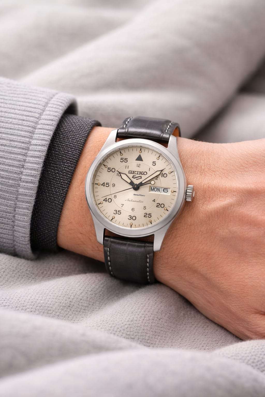 SEIKO-5 SRPJ87K1 - Image 4