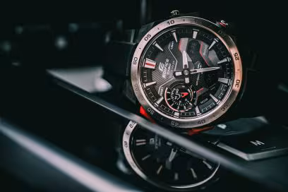 Timezone Oman – Luxury Watches, Swiss Timepieces & Smartwatches CASIO EDIFICE ECB2200P-1A - Image 3
